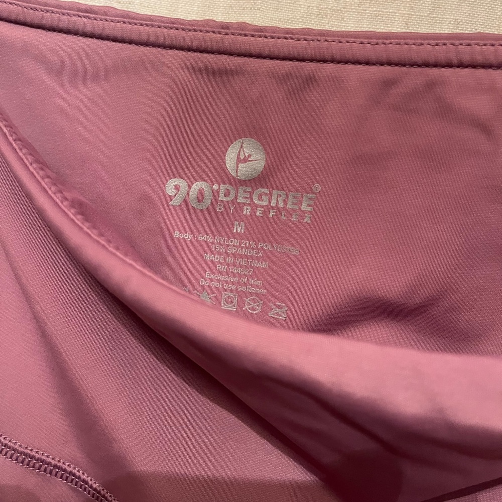90 Degree By Reflex Women's Mauve Sports leggings. Yoga medium
